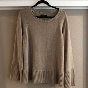 Ann Taylor Bell sleeved sweater
